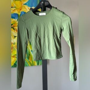 Aritzia Babaton xs long sleeve contour tee